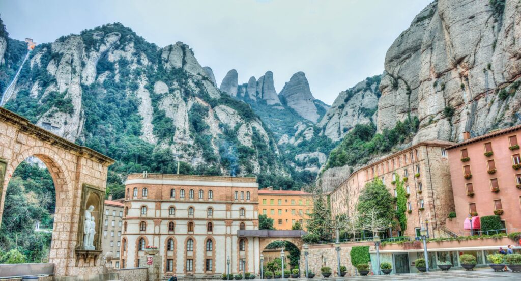 monasterio de Montserrat-llogauto barcelona